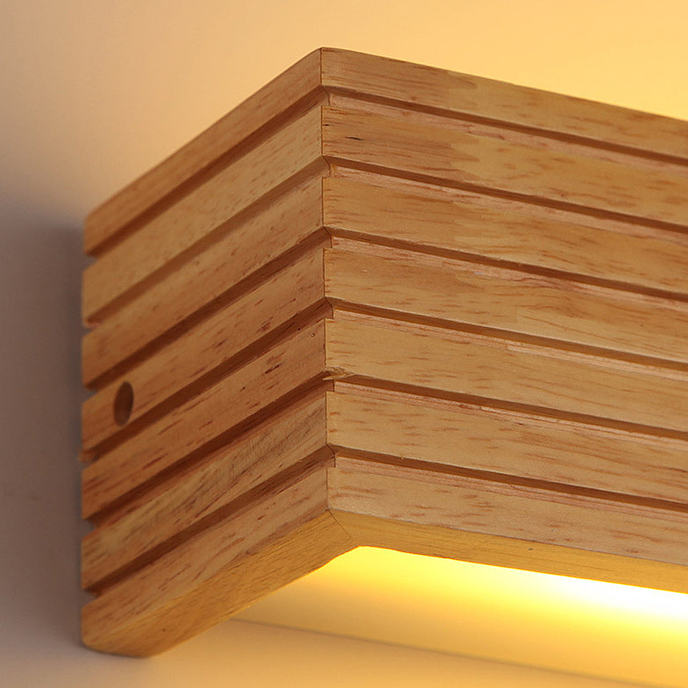 Sami Linear Wood LED Wall Light