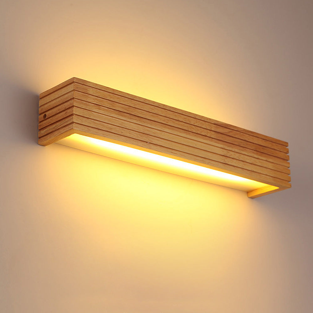 Sami Linear Wood LED Wall Light