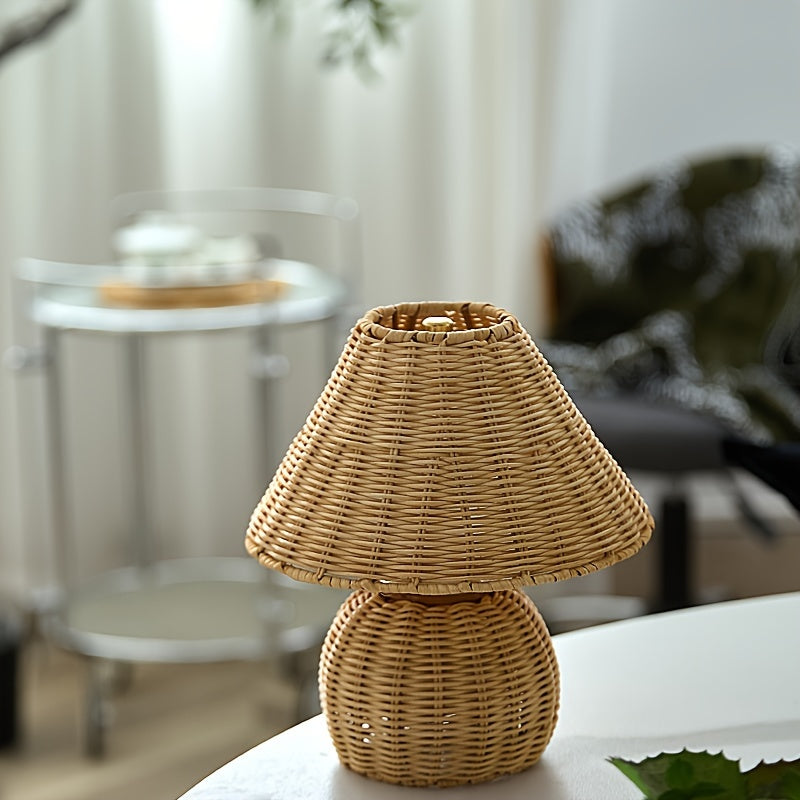 Woven Bamboo Table Lamp