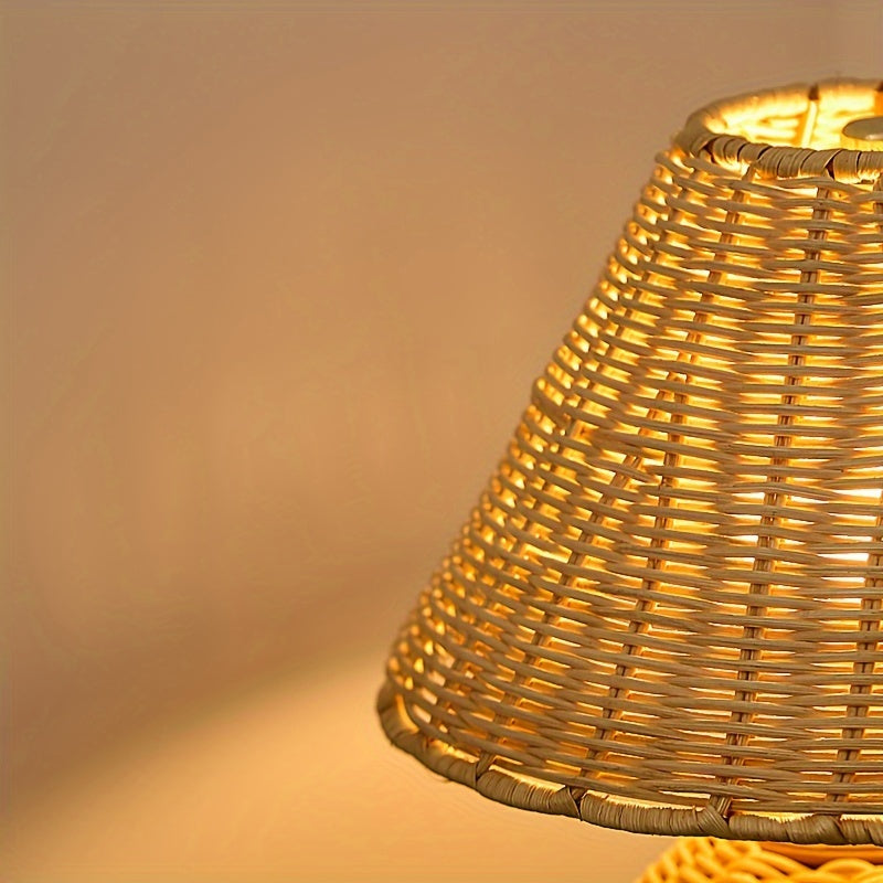 Woven Bamboo Table Lamp