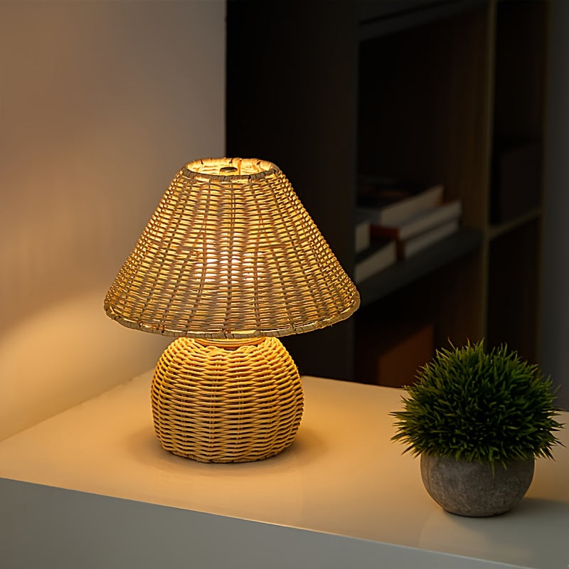 Woven Bamboo Table Lamp