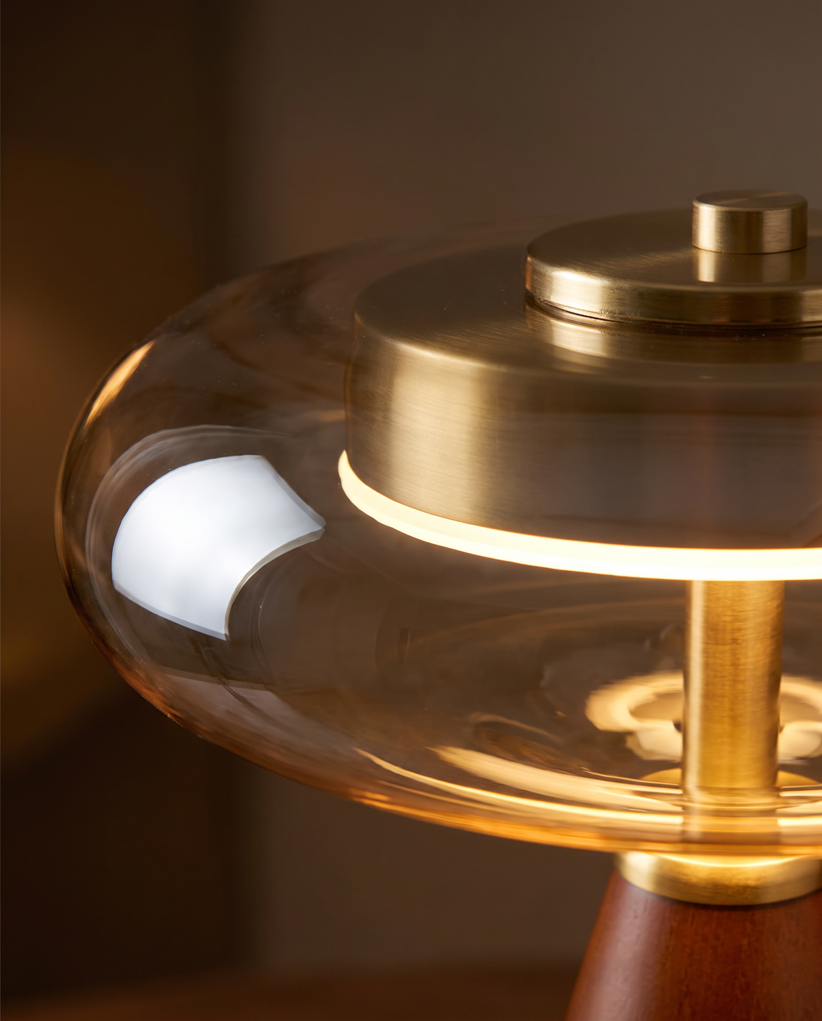 The Dovetail Table Lamp