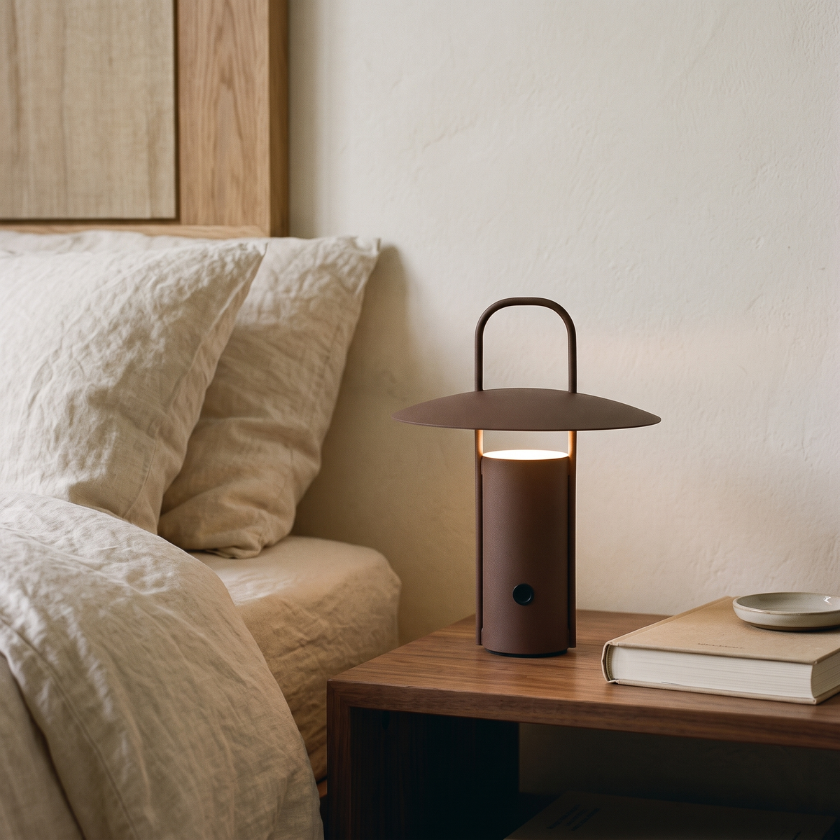 Rechargeable Handle Lantern Table Lamp