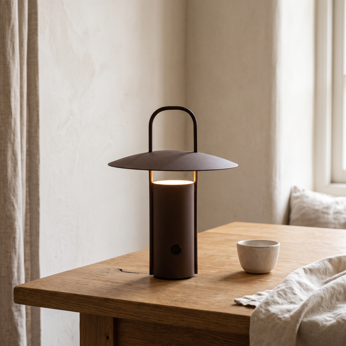 Rechargeable Handle Lantern Table Lamp