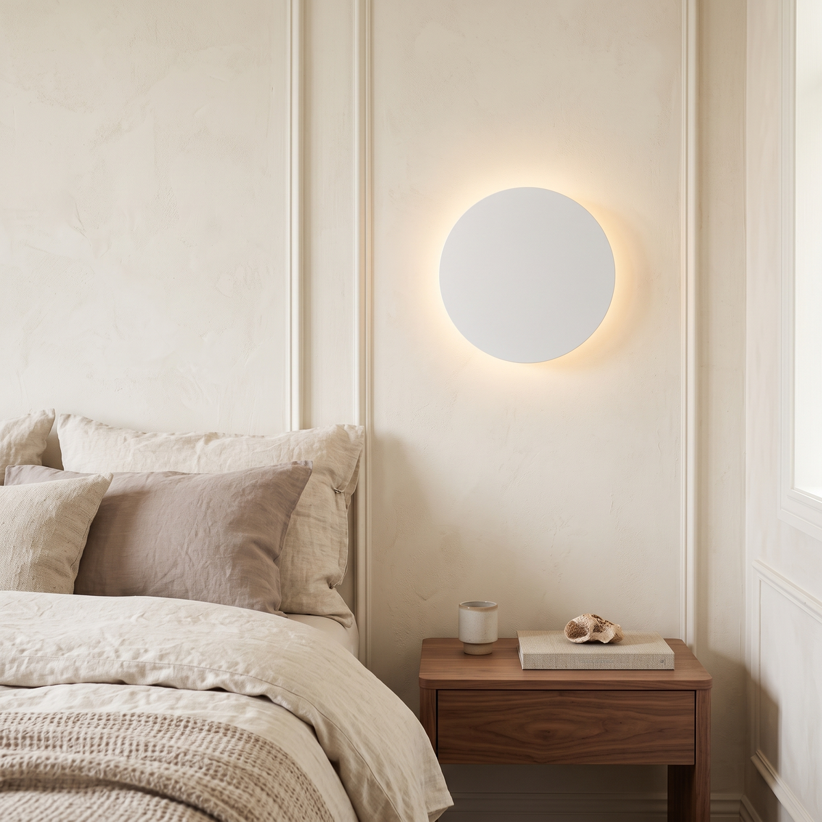 Round Halo LED Wall Light