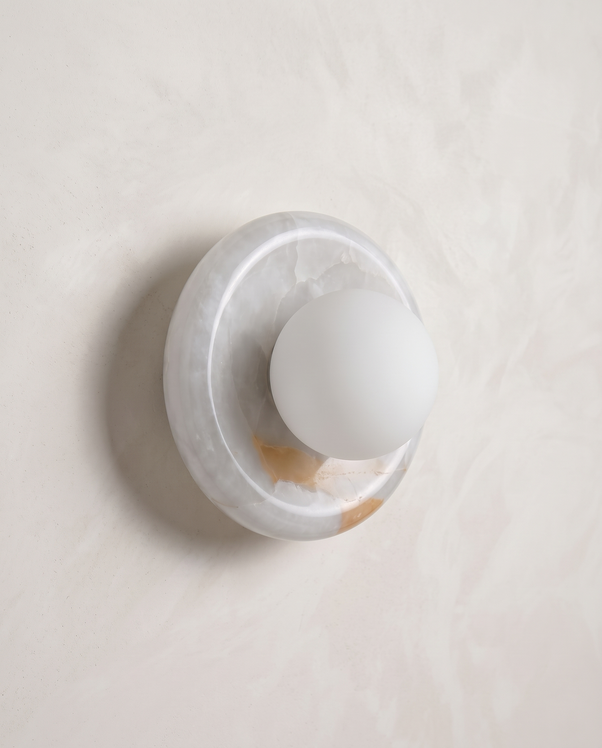 The Cameo Wall Light