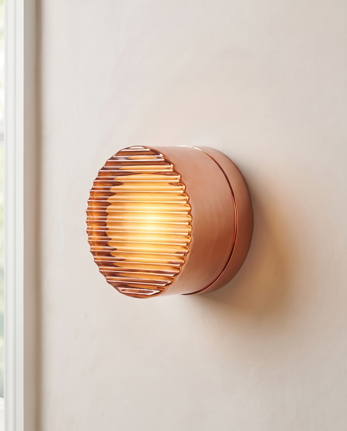 The Halo Wall Light