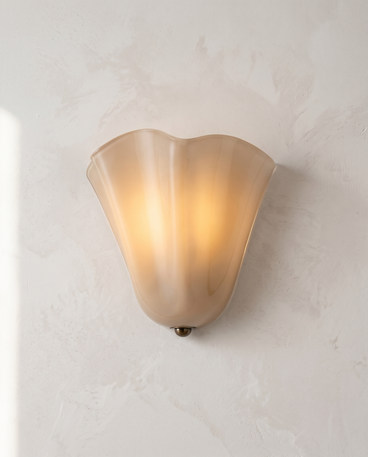 The Petal Wall Light