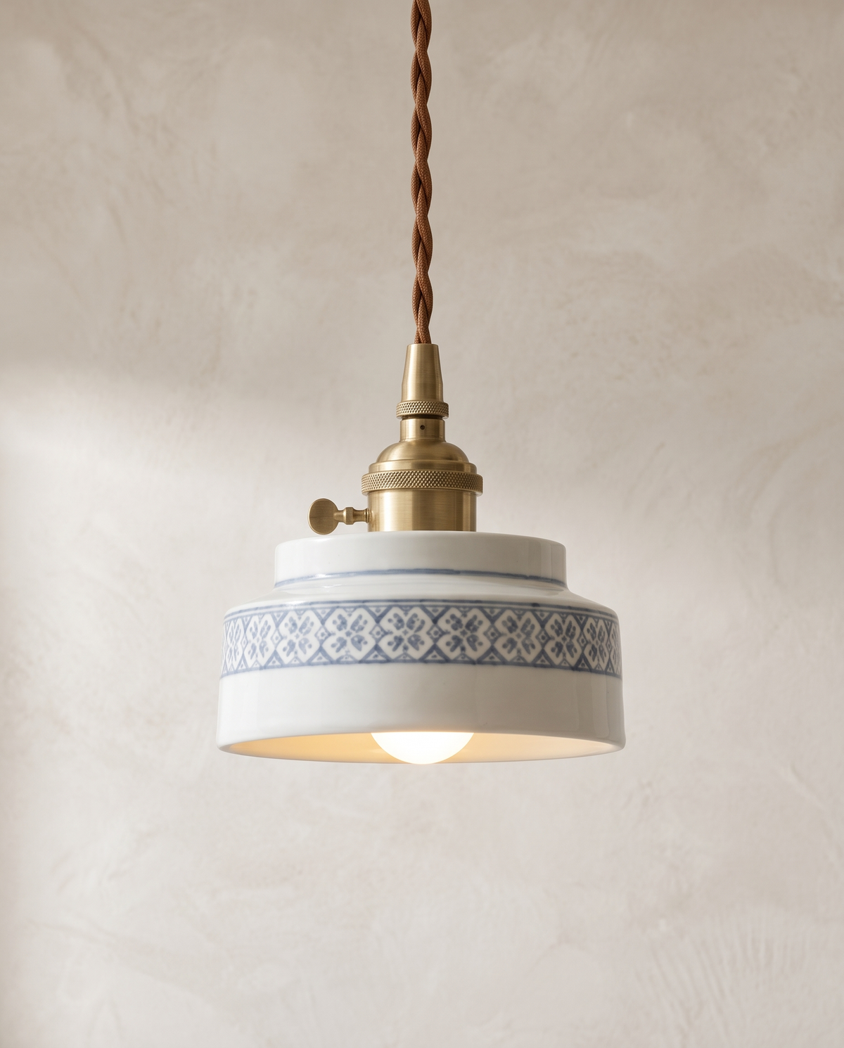 The Saucer Pendant