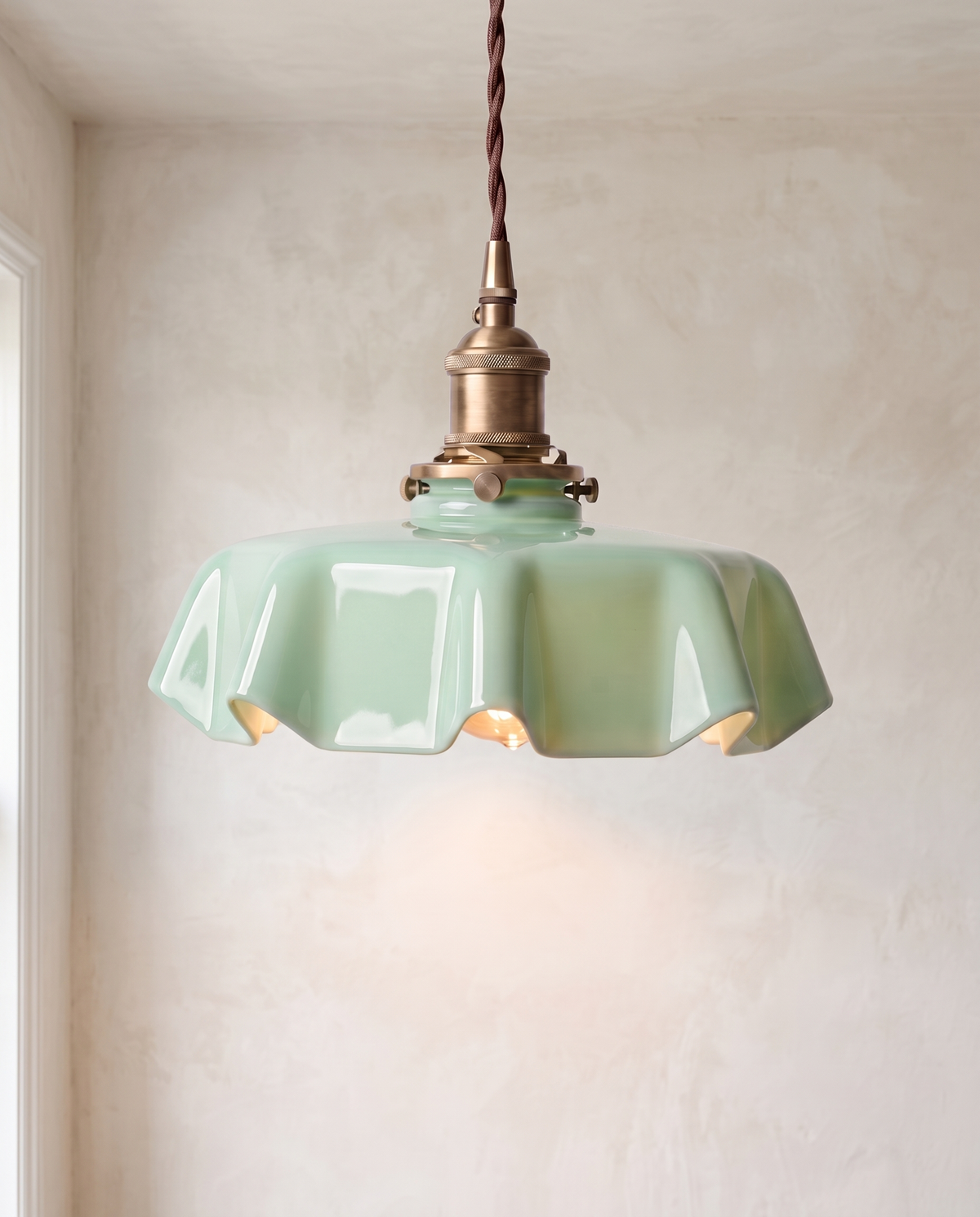 The Scallop Pendant