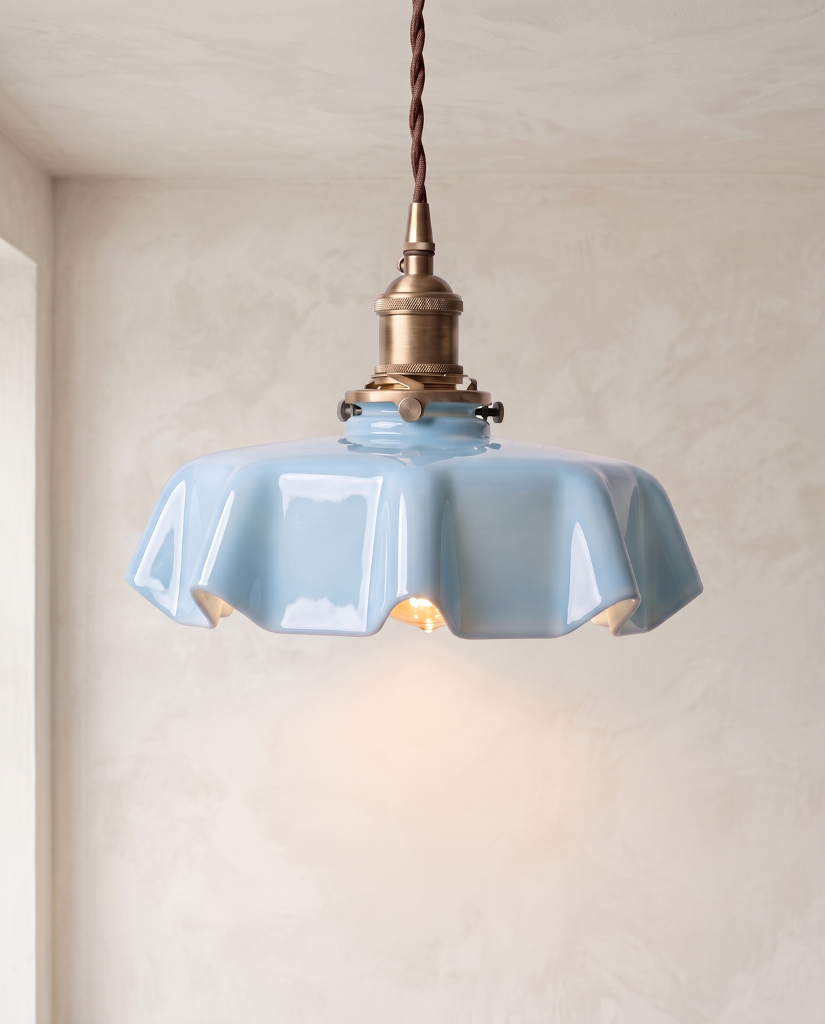 The Scallop Pendant