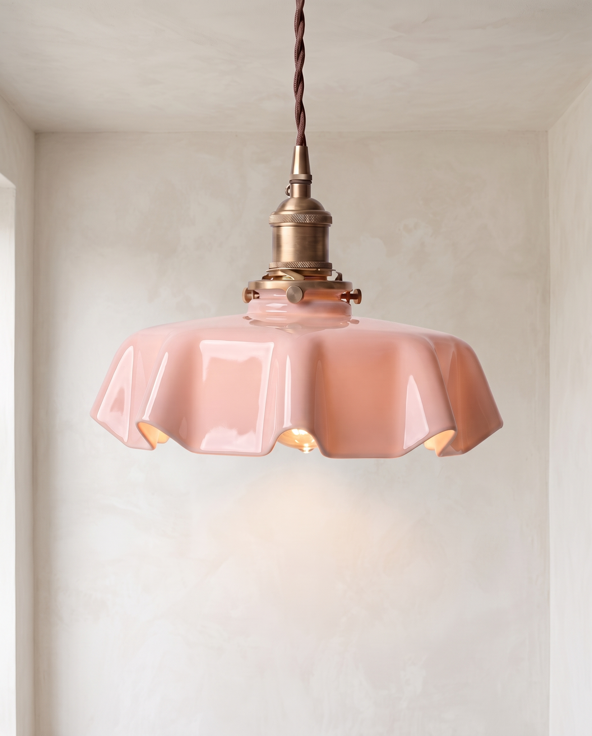 The Scallop Pendant