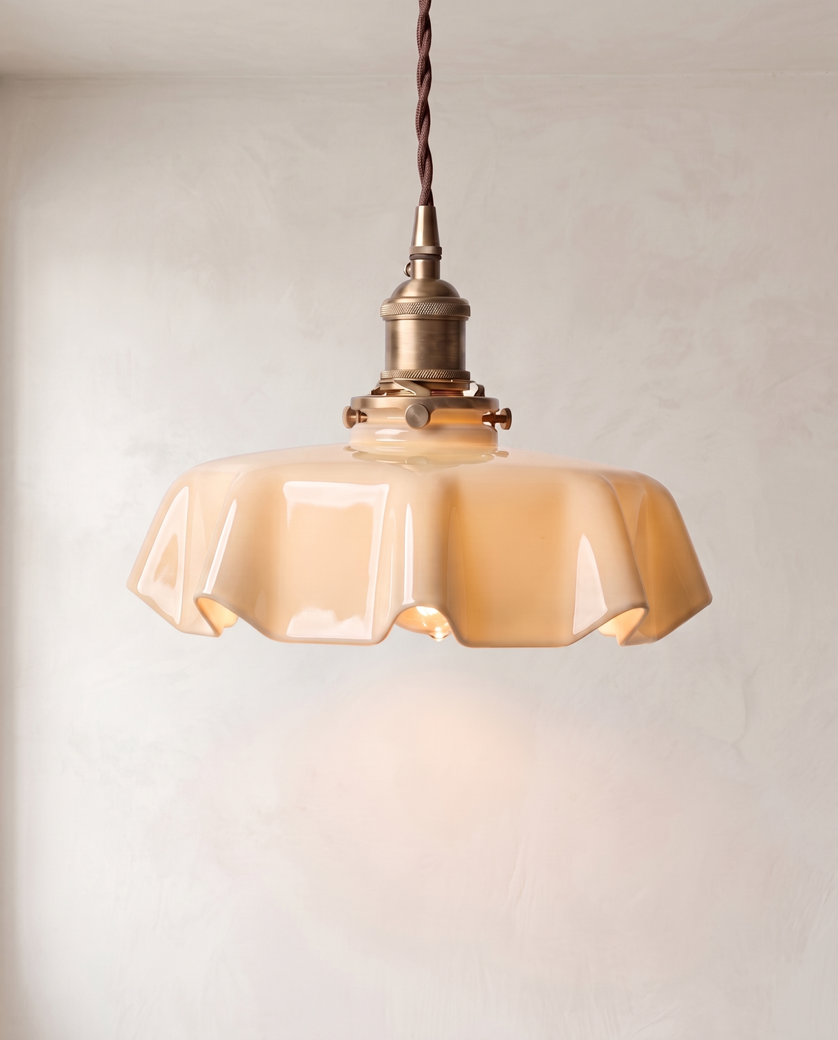 The Scallop Pendant