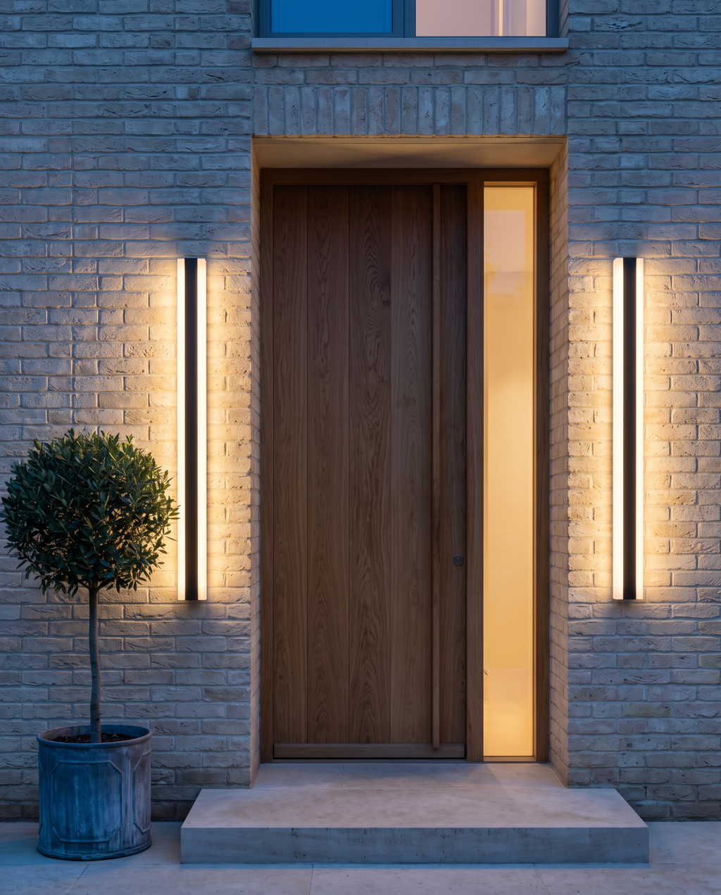 The Sentry Outdoor Wall Light