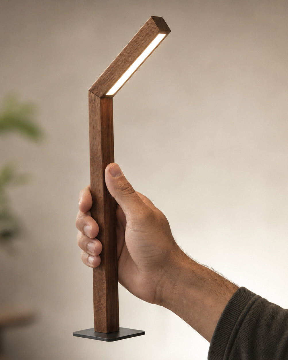 The Alder Table Lamp