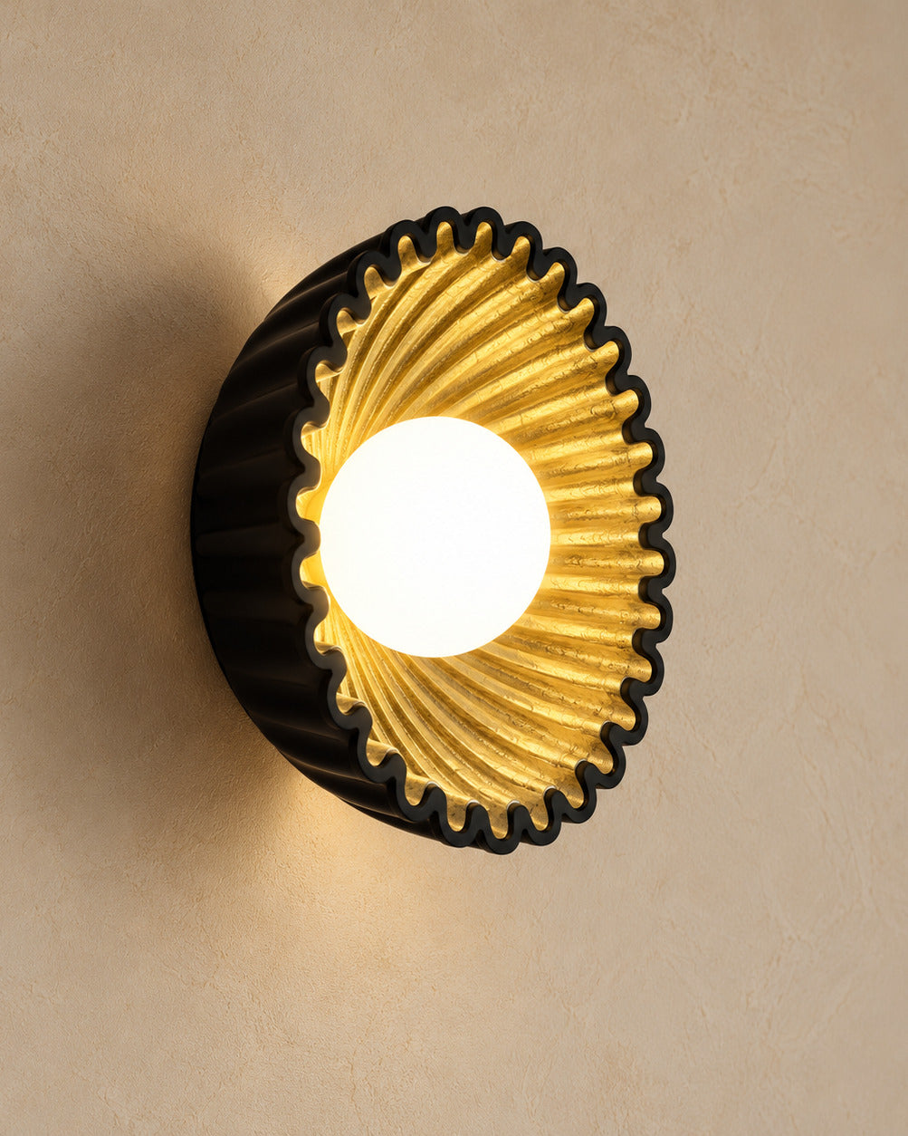 The Rosette Wall Light