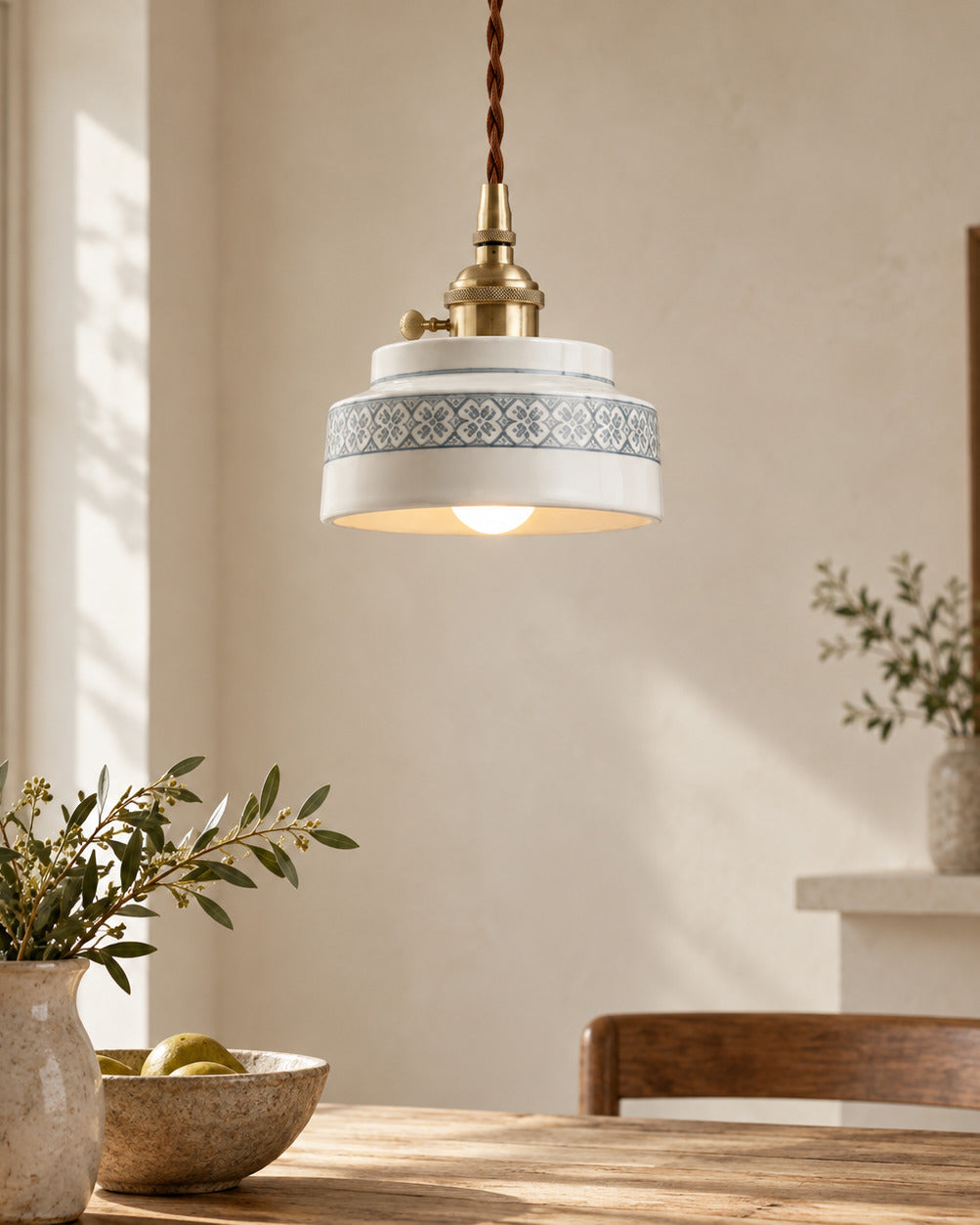 The Saucer Pendant