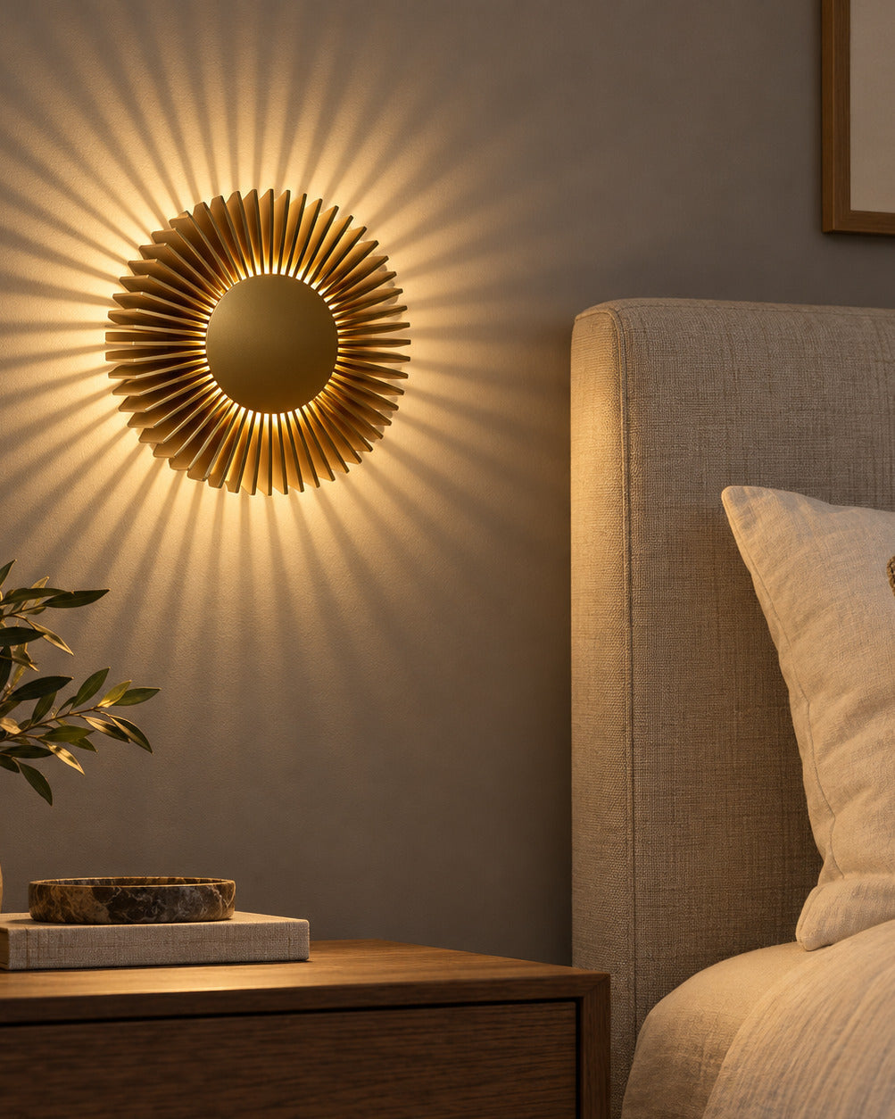 The Solstice Wall Light